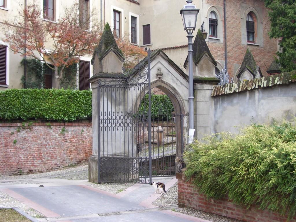 Bed & Breakfast Sforza 19 San Colombano al Lambro Exterior photo